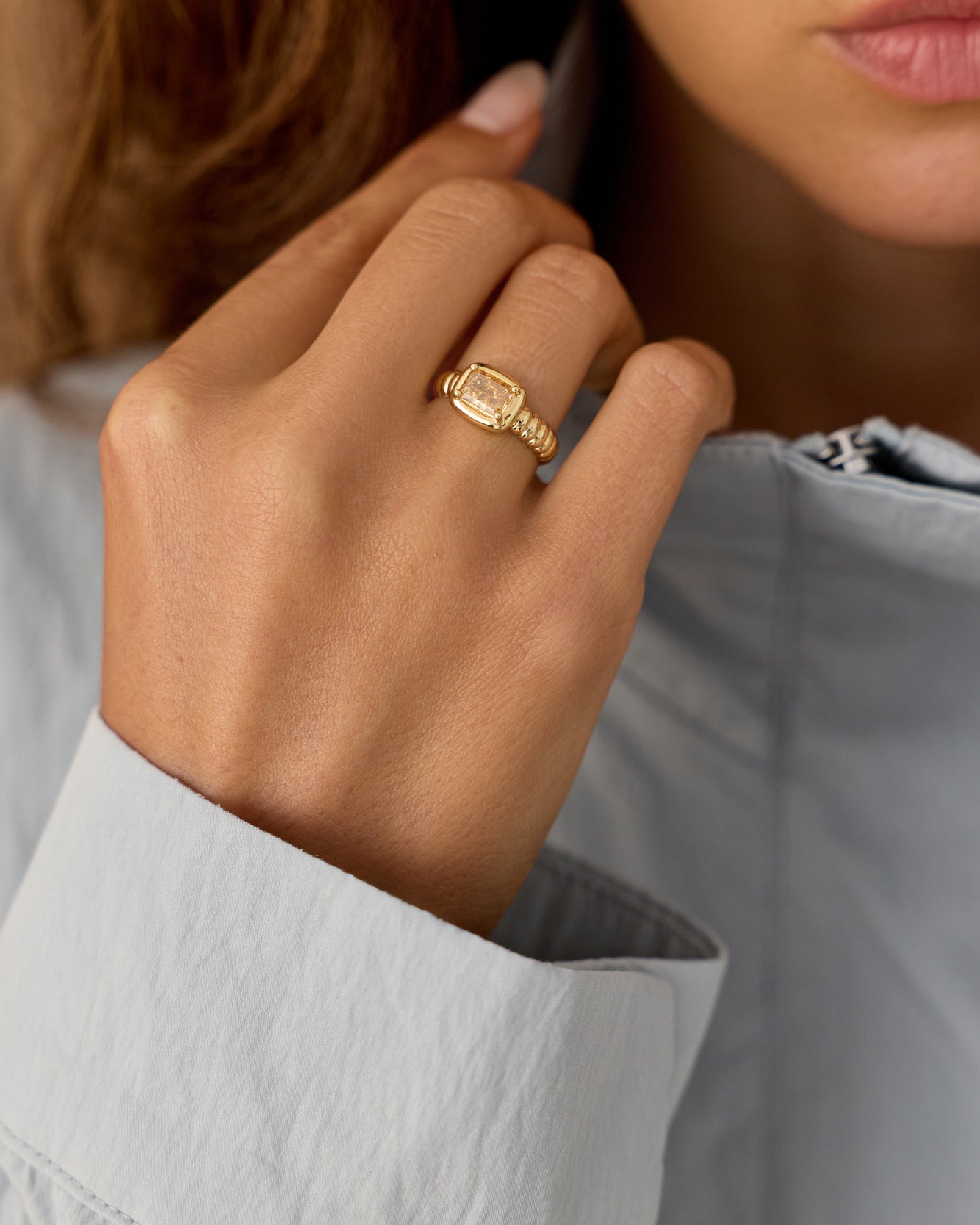 Smoked amber ring