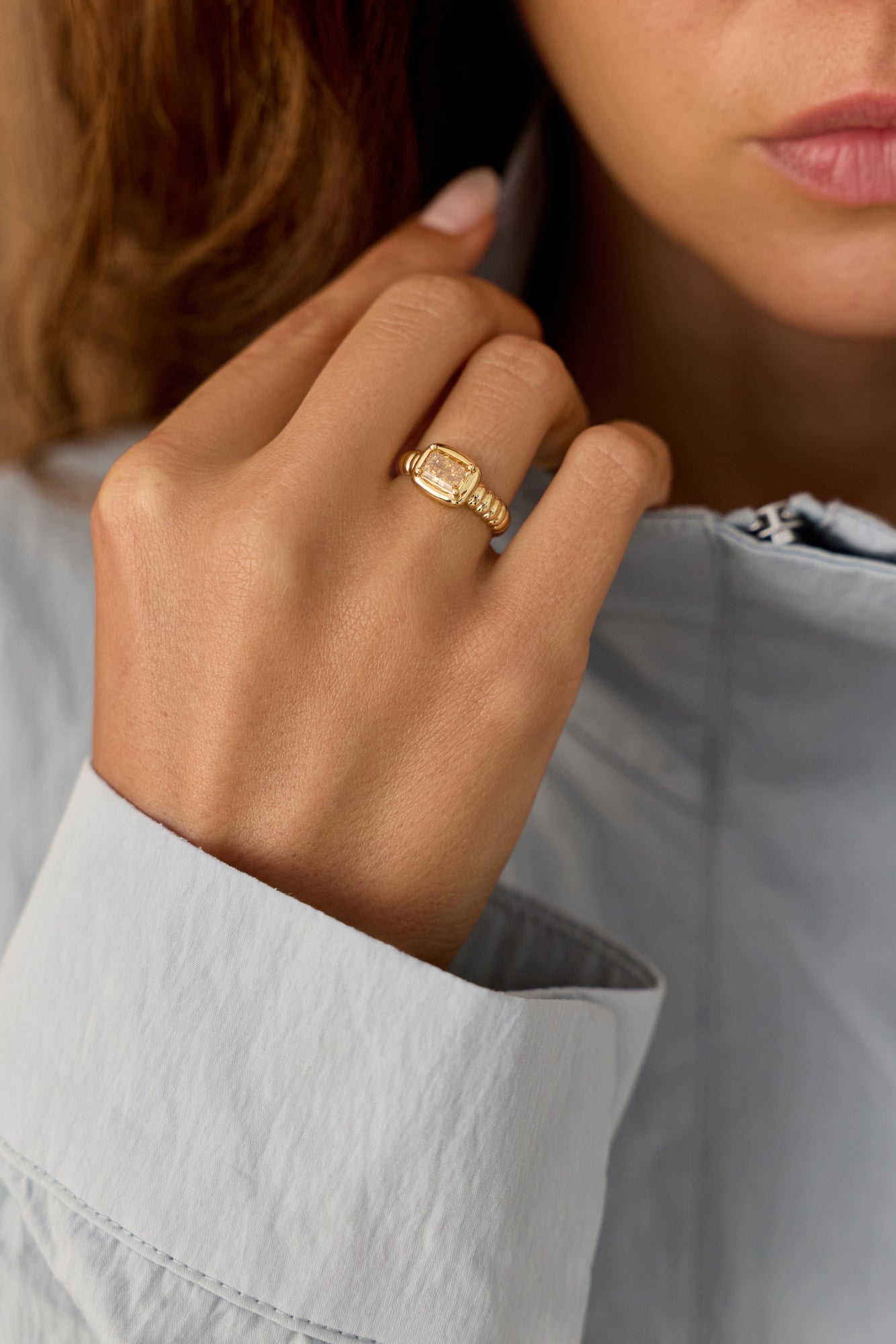Smoked amber ring