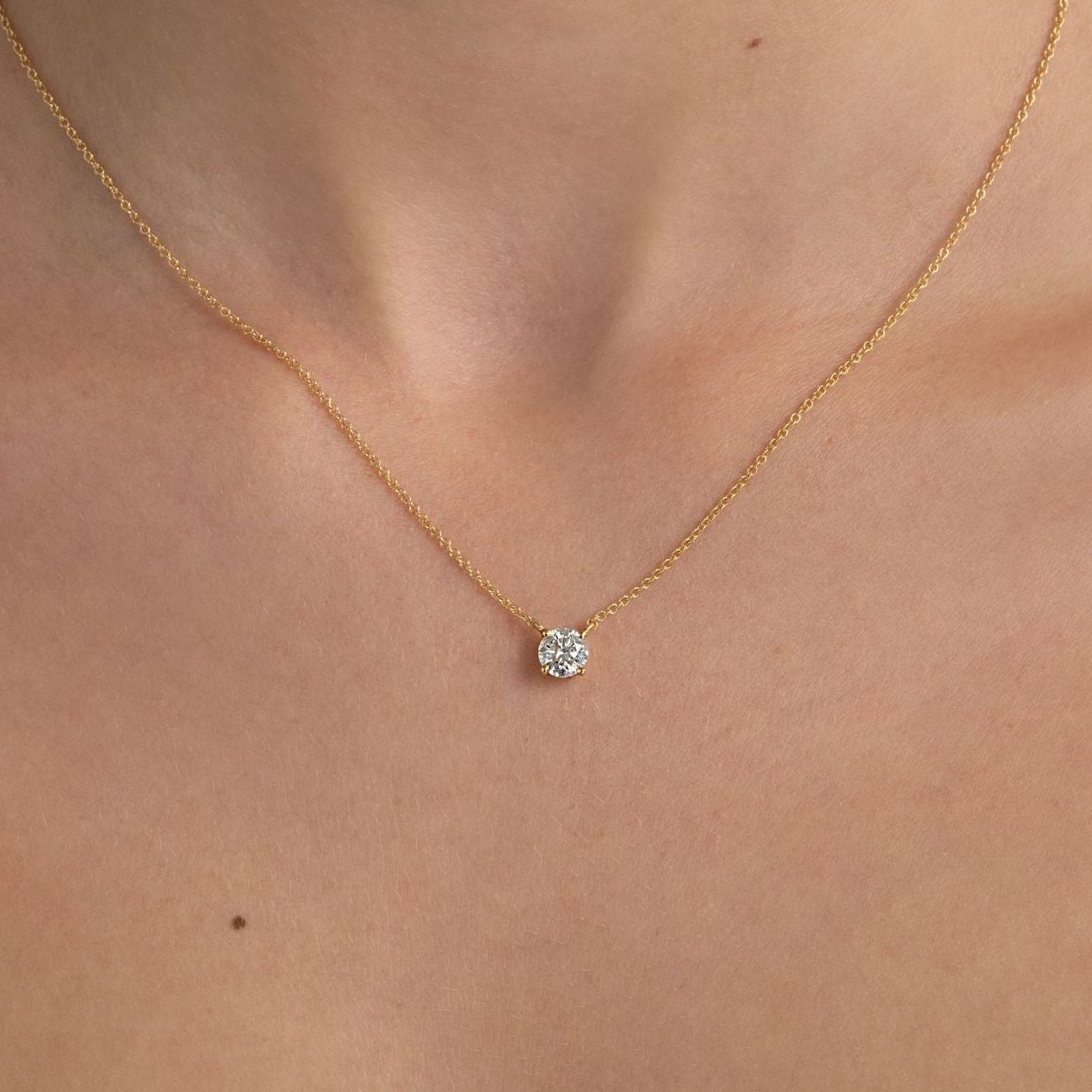 The classic diamond necklace