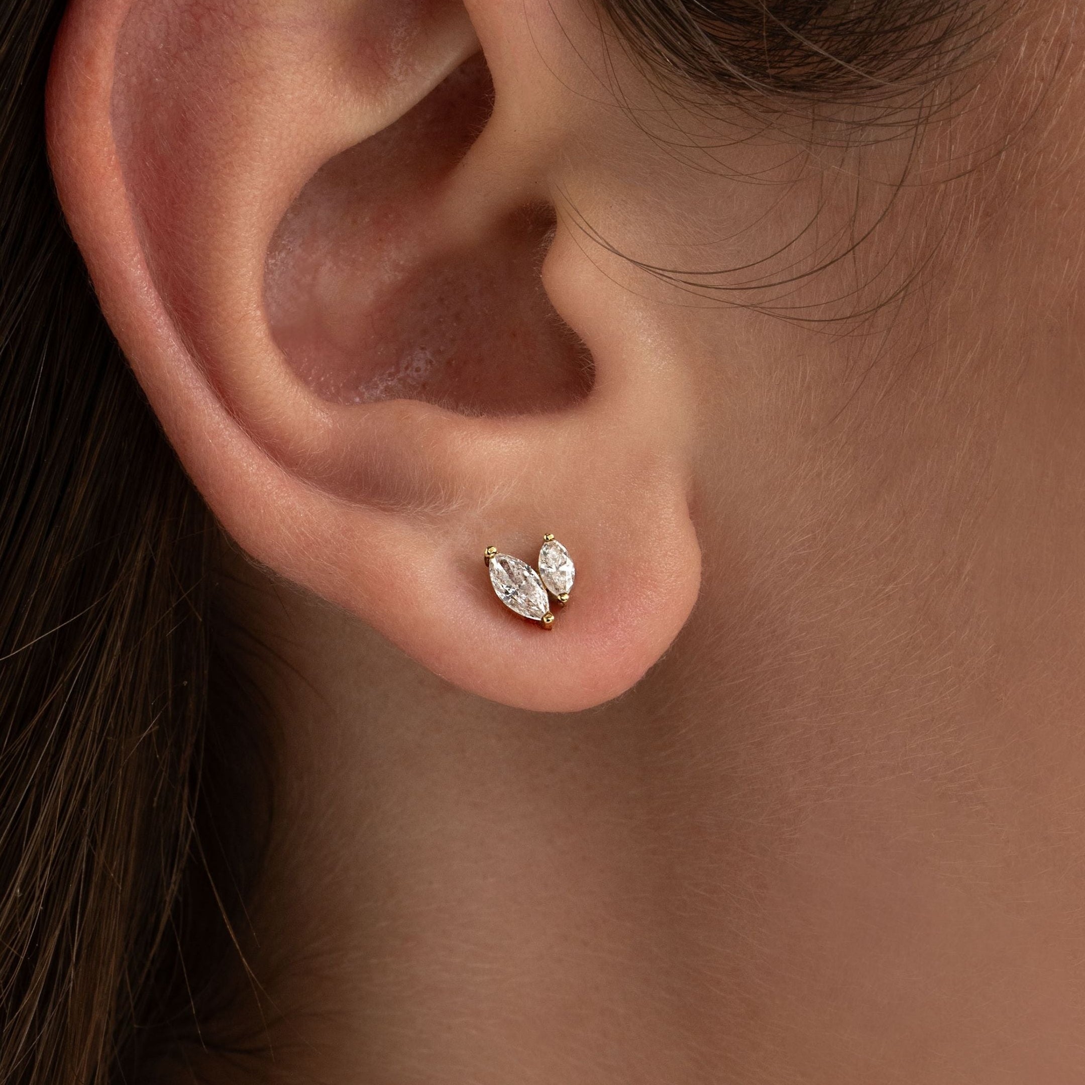 Marquise Kiss on Ear