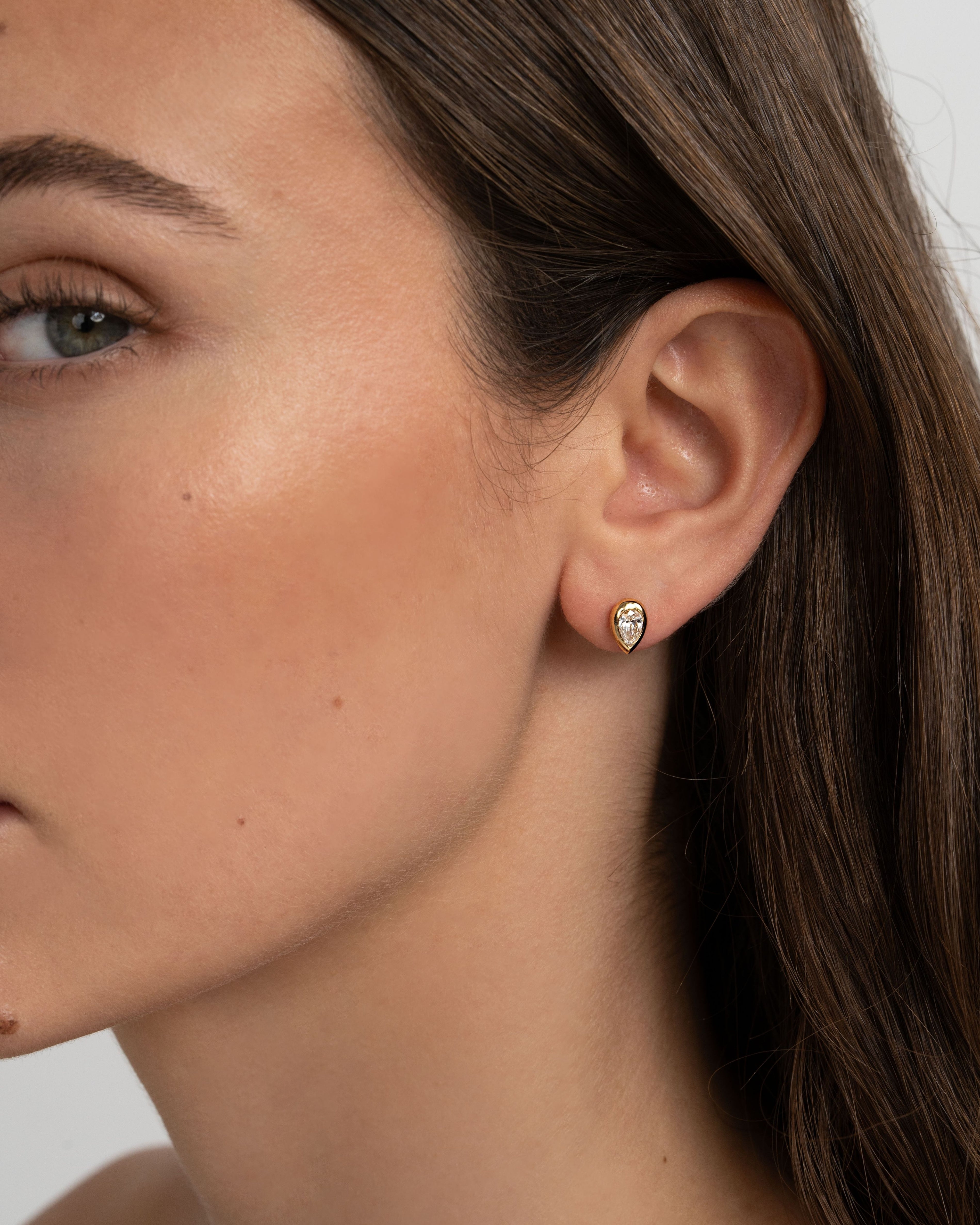 a wrap of pear studs