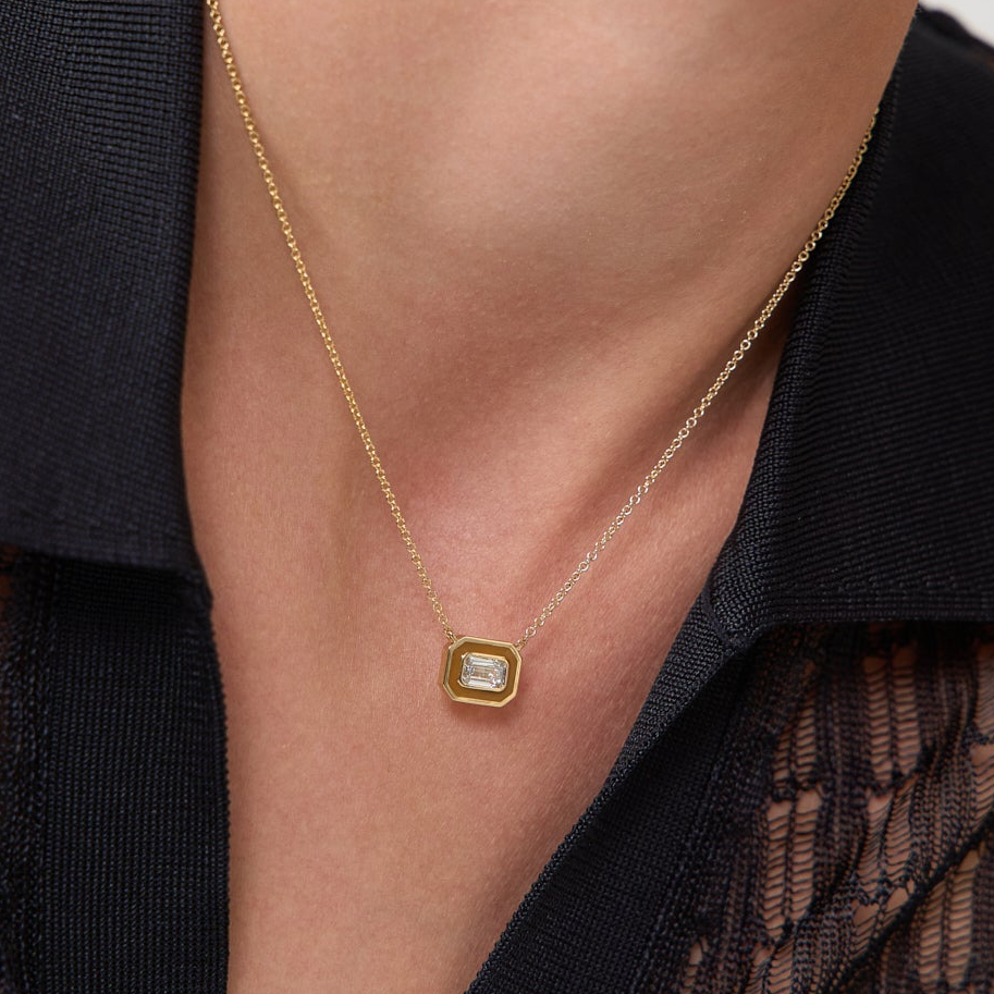 Emerald In Color - Neckpiece