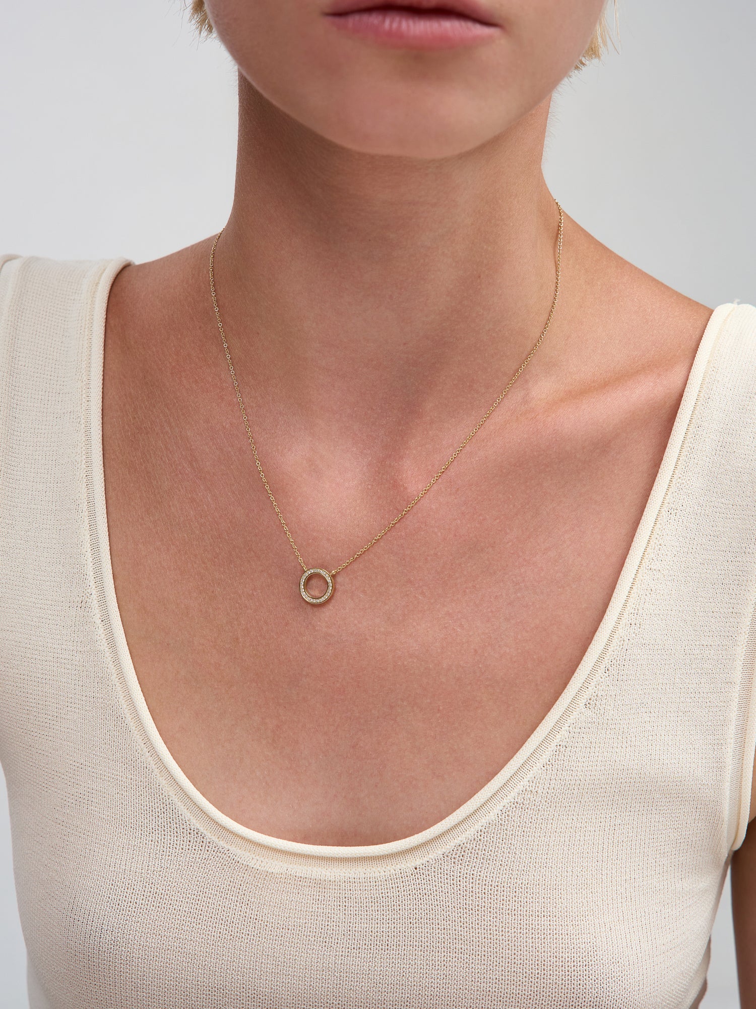 Incolor & Diamonds - Round Neckpiece | Sample Sale