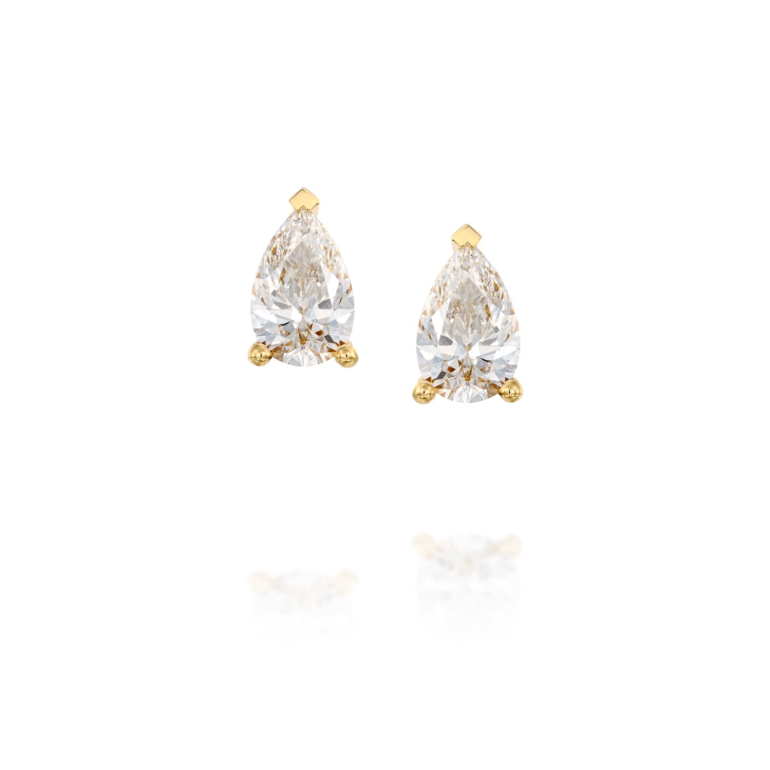 Pear diamond studs