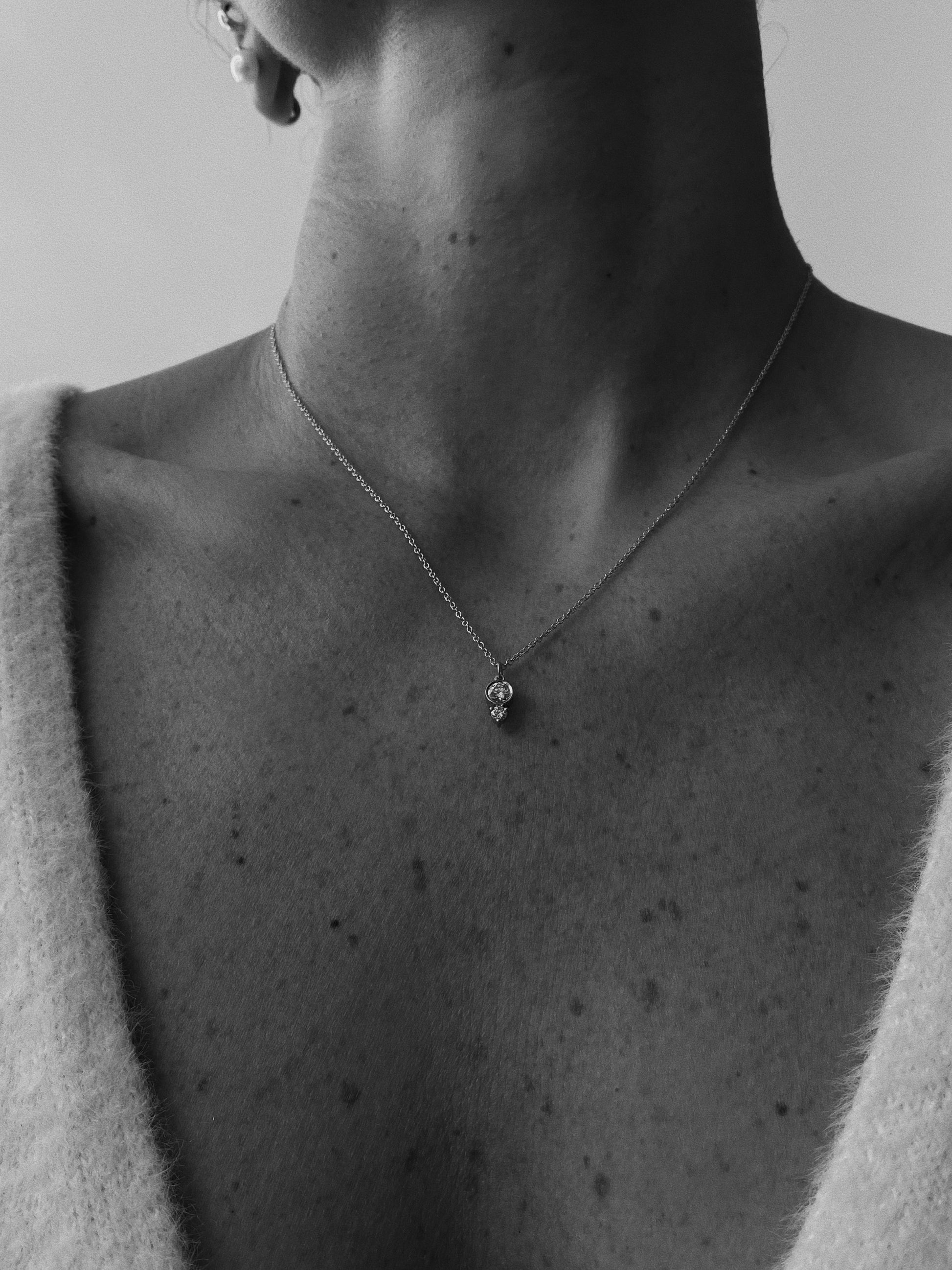 Double Neck Piece