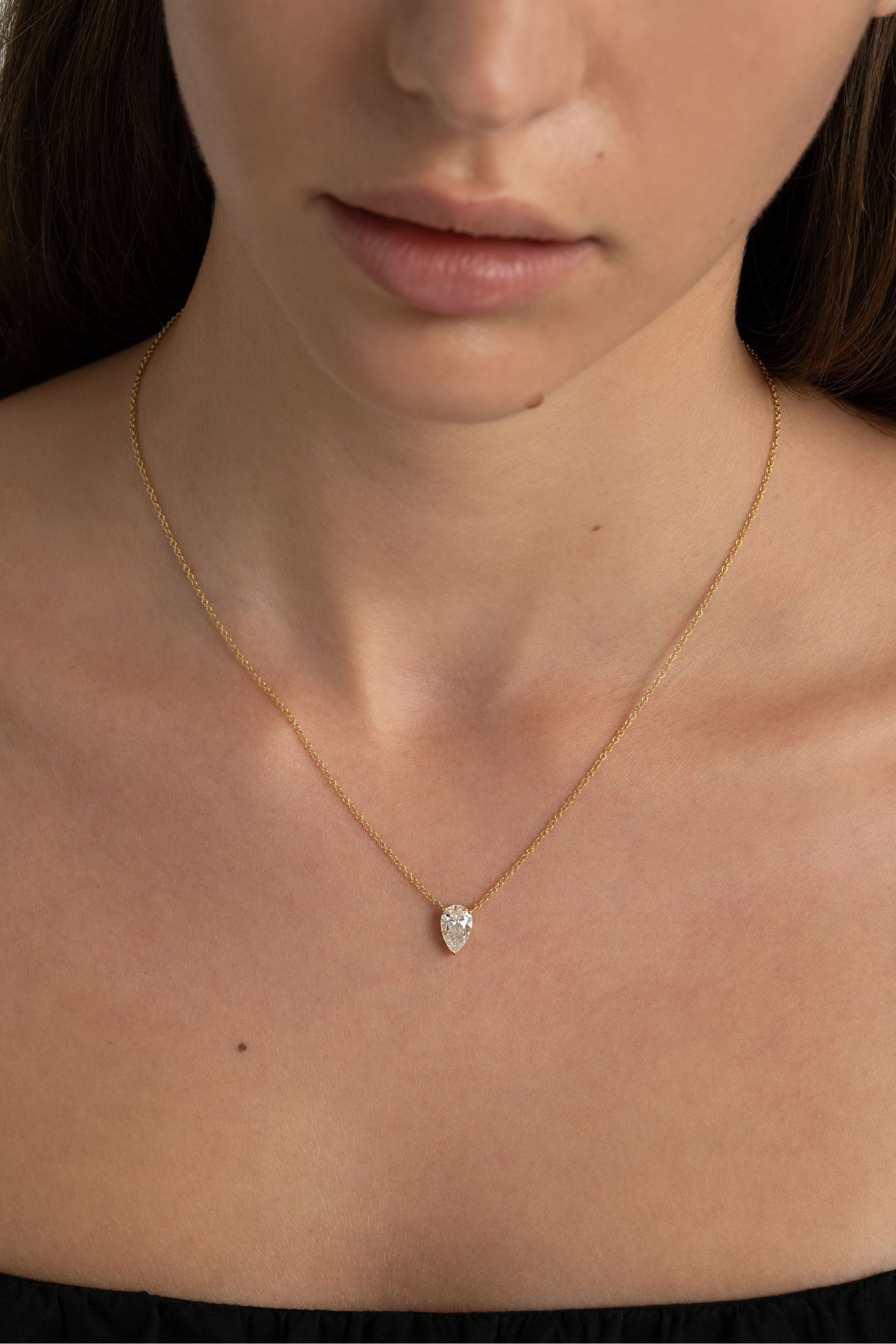Pear diamond necklace