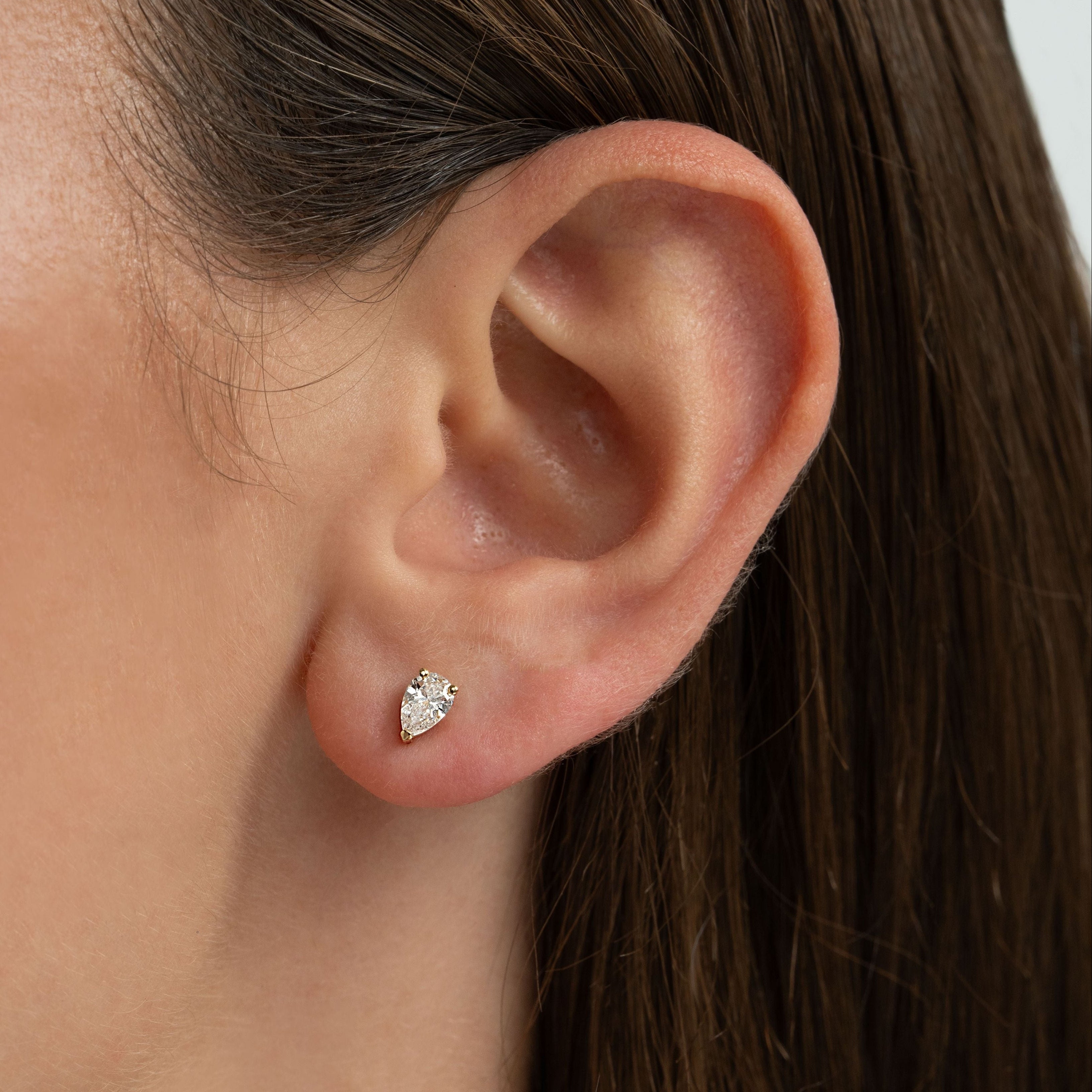 Pear diamond studs