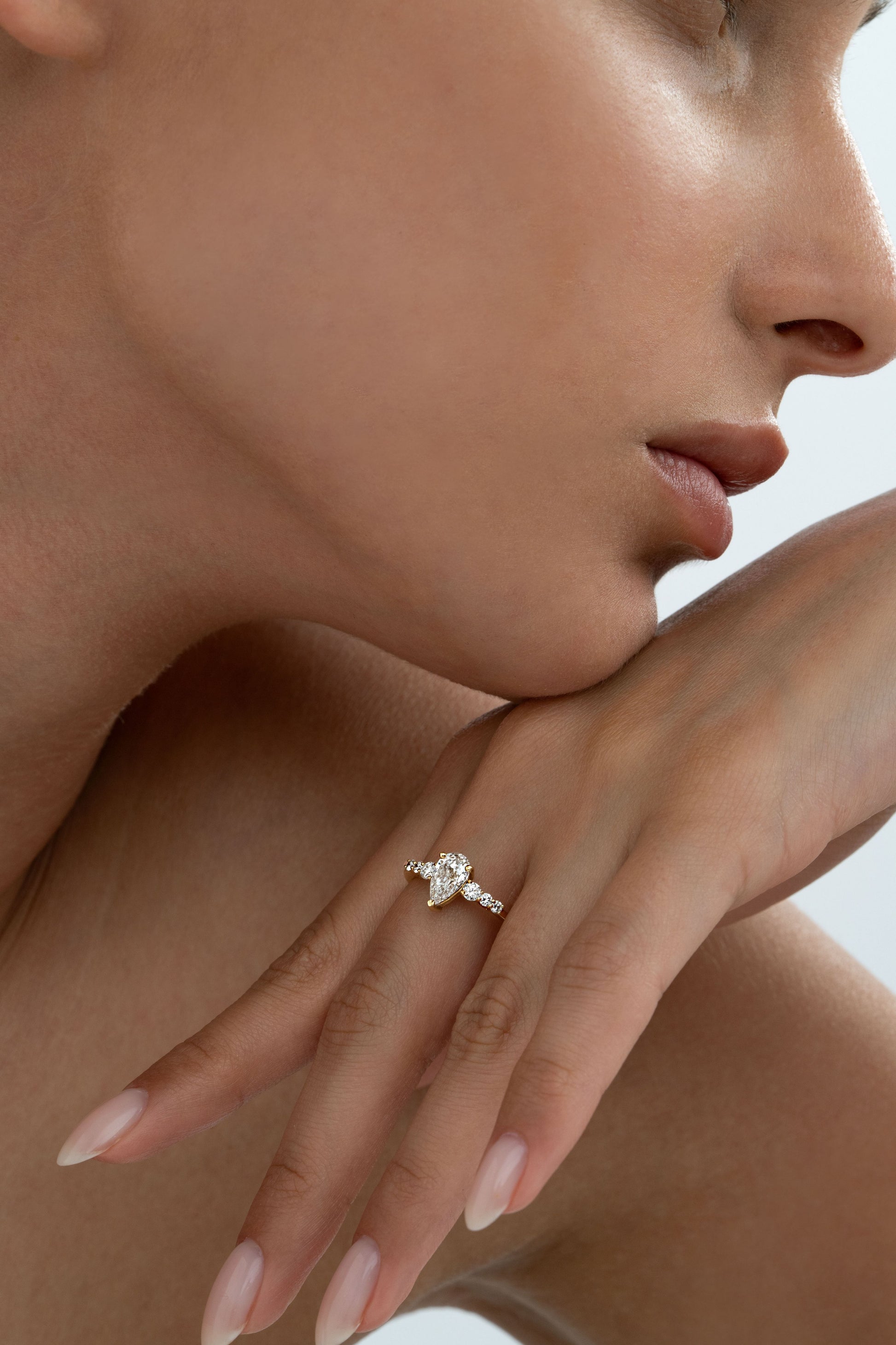 Pear Shaped Diamond Edge