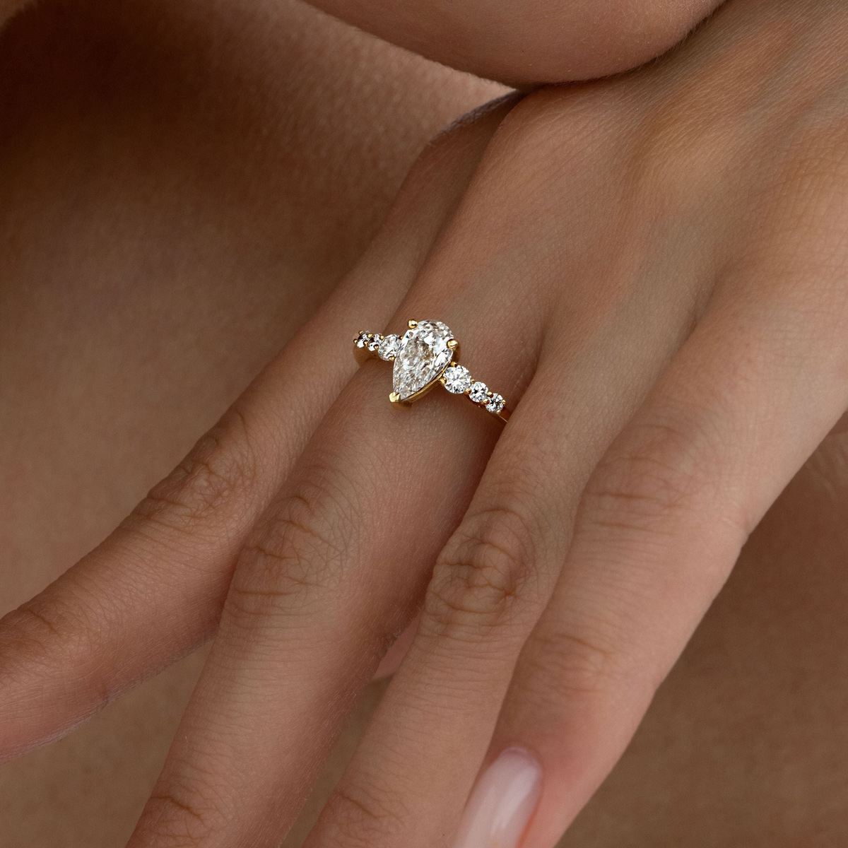 Pear Shaped Diamond Edge