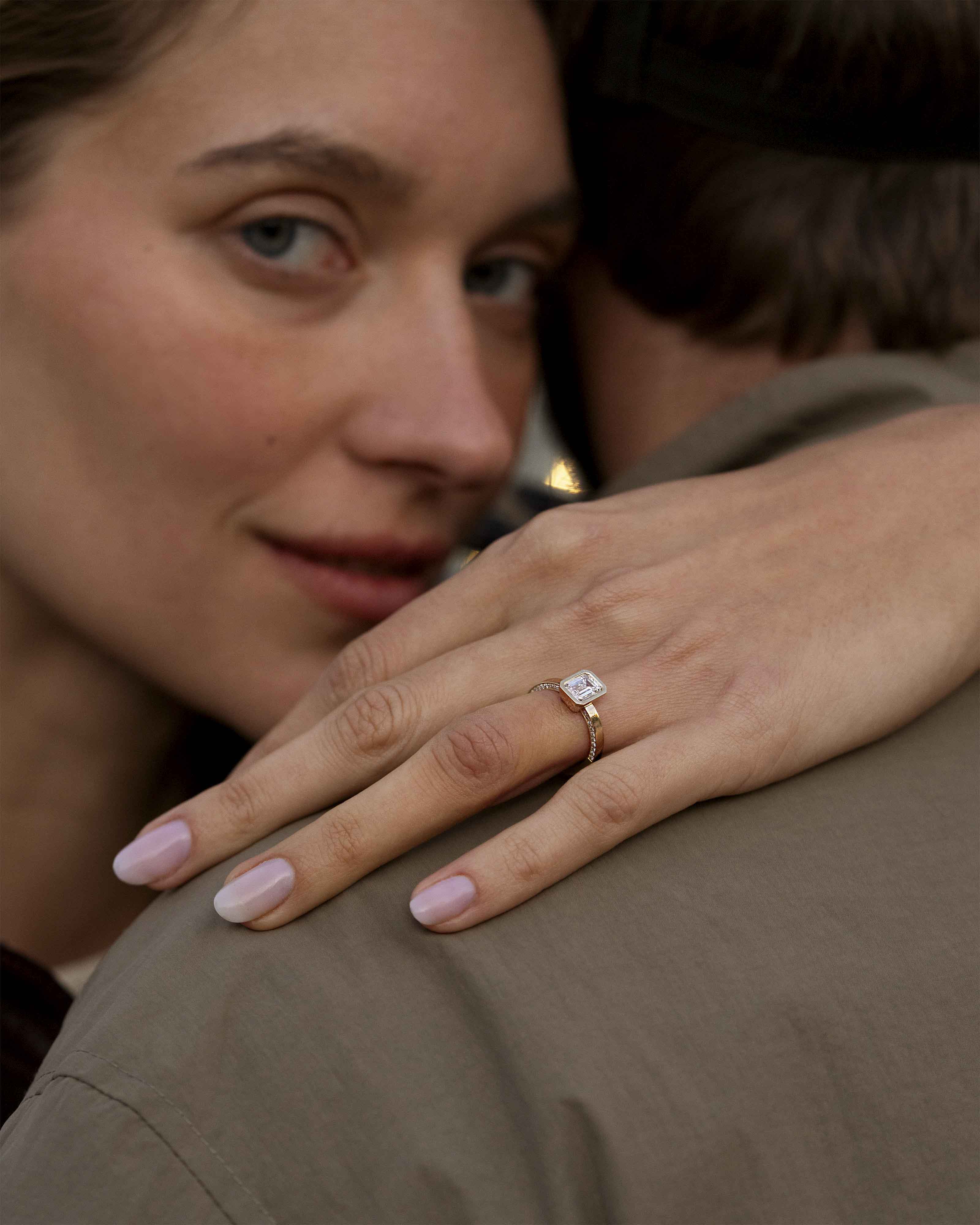 Framed Moment - Emerald