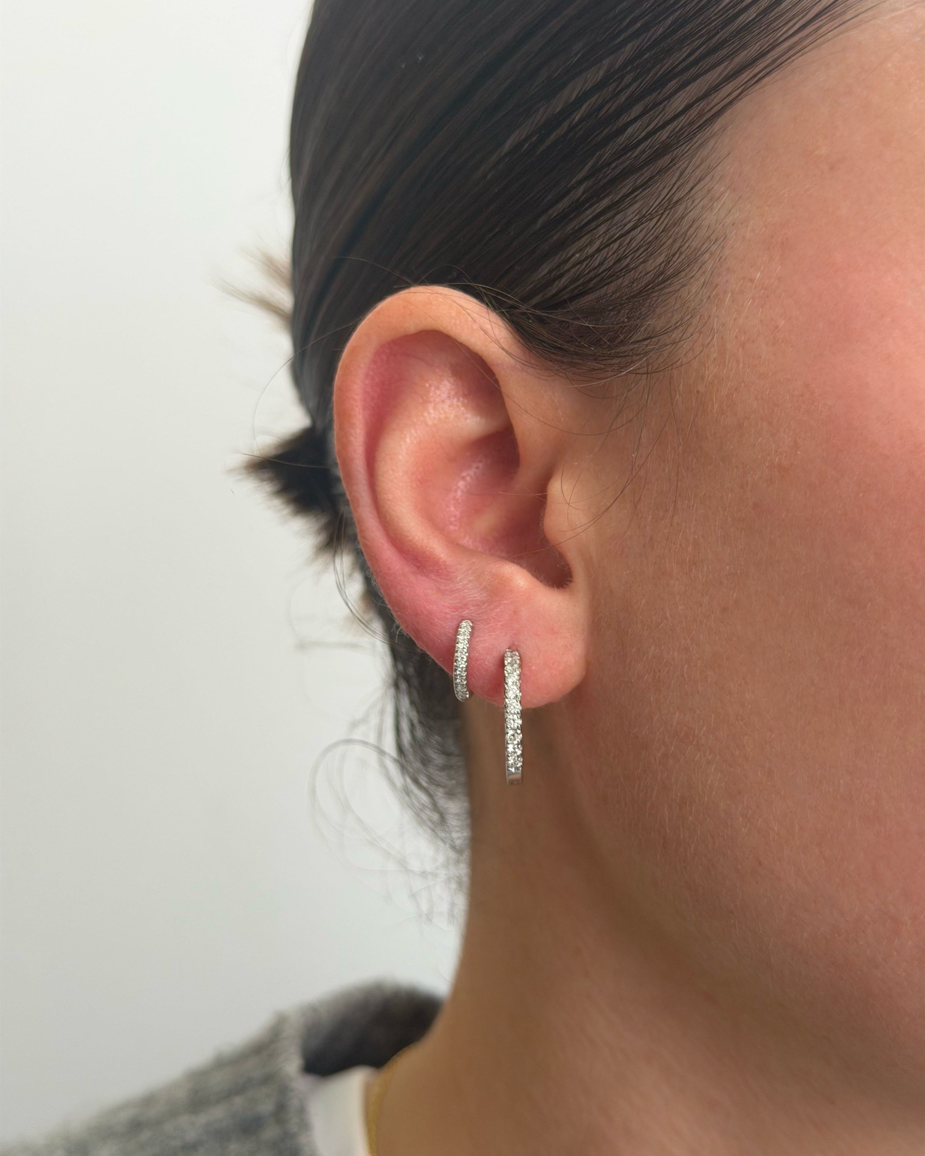 Classic diamond hoop XXS 0.07 Carat | Sample Sale