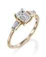 Emerald on tapers diamond ring טבעת יהלום מרכזי אמרלד טייפרס מרכזי