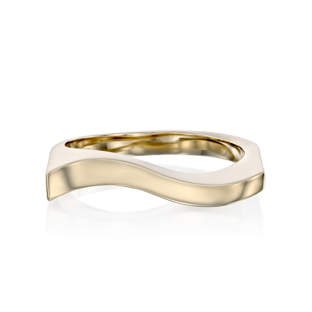 Standing straight - Gold ring - levnaro - לבאנארו