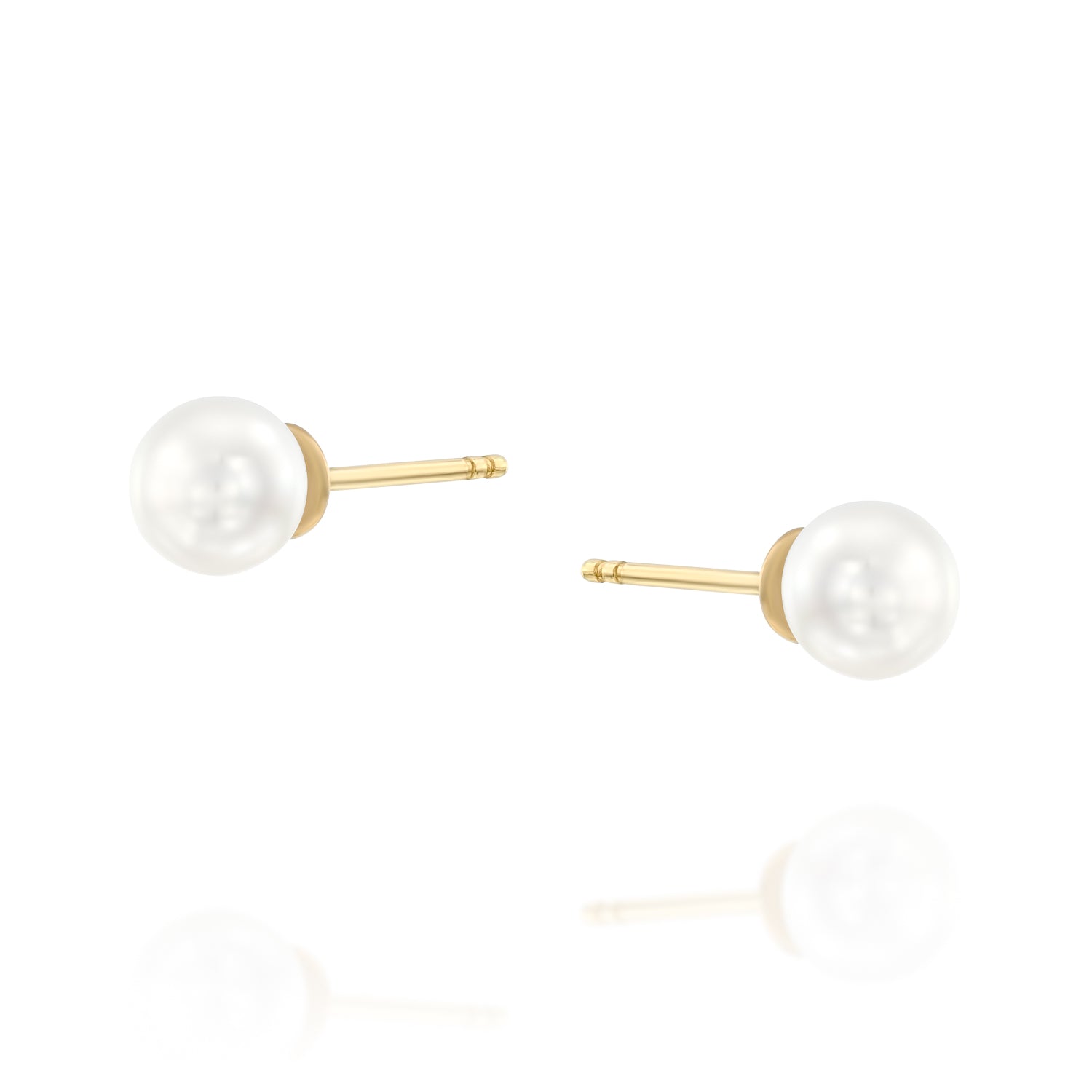Pearl on Ear