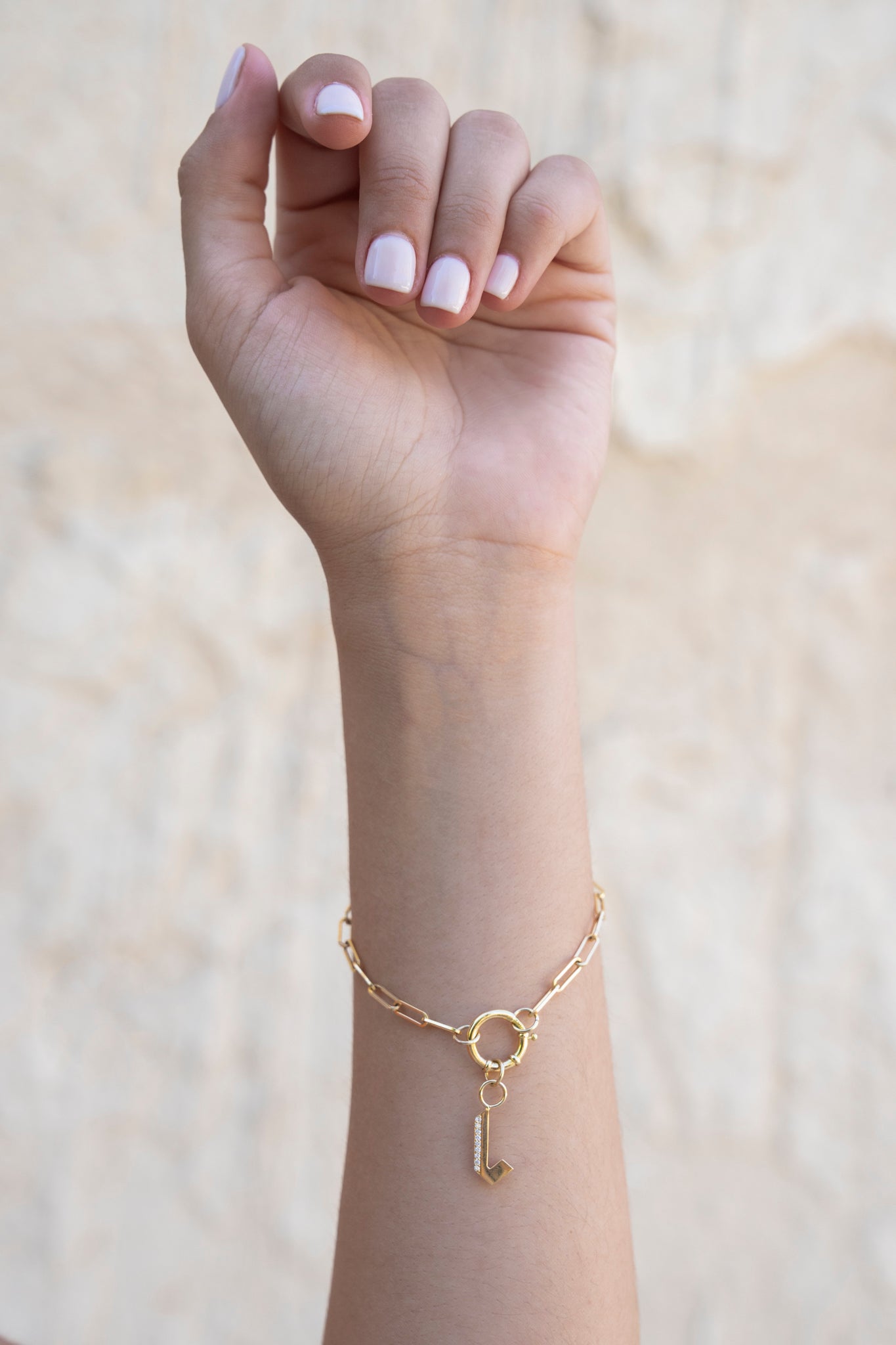 gold bracelet with pendent צמיד זהב יוקרתי עם תליון לבחירה