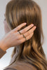 Chic - Three middle white ring - levnaro - לבאנארו