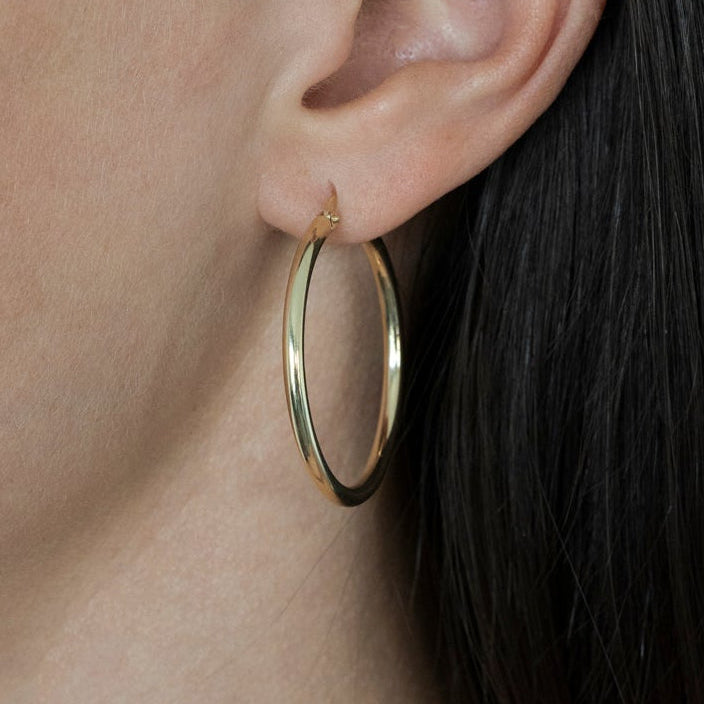 חישוק זהב עגיל מסוגנן גדול gold hoop ring stylish big